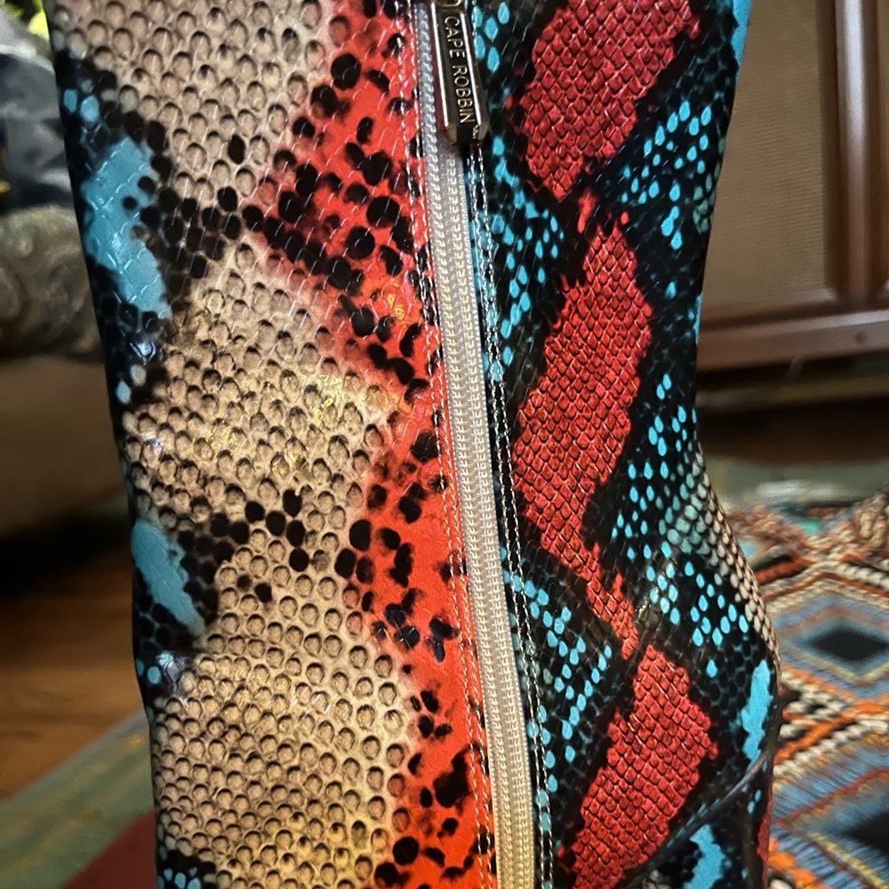💎Multi-Color Animal Print Booties💎 - Picture 3 of 7